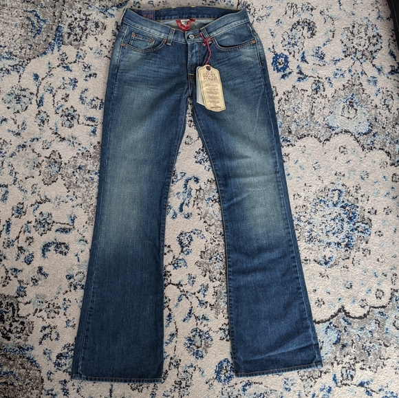 NWT Lucky Brand Sweet 'N Low Flare Jeans - Picture 4 of 9